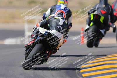 media/Oct-08-2022-SoCal Trackdays (Sat) [[1fc3beec89]]/Turn 11 Backside (1145am)/